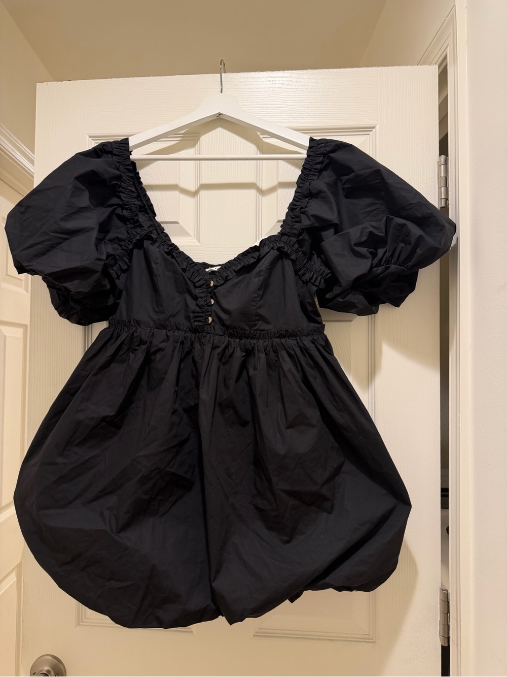 Black Puff-Sleeve Women’s Top - Elegant Ruched Bodice
